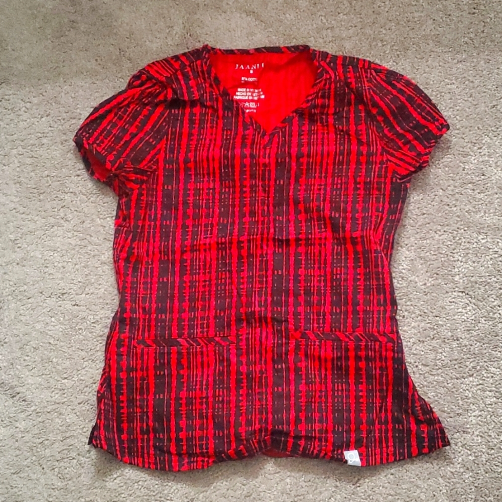 NWOT jaanuu scrub top